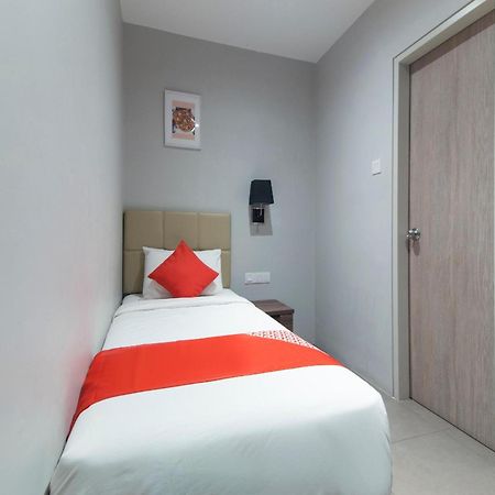 OYO 1191 Yootel Boutique Hotel Kajang Extérieur photo