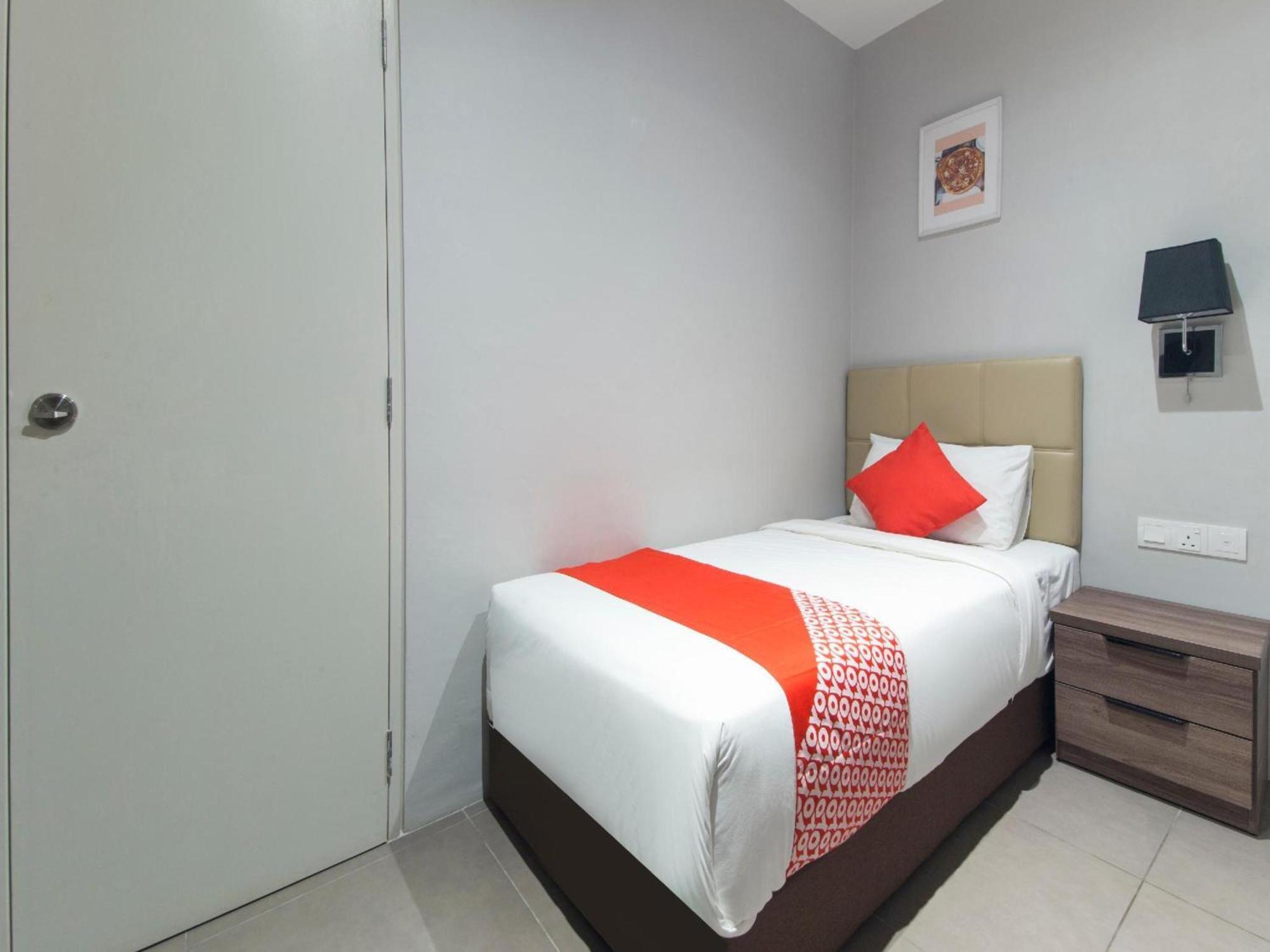 OYO 1191 Yootel Boutique Hotel Kajang Extérieur photo