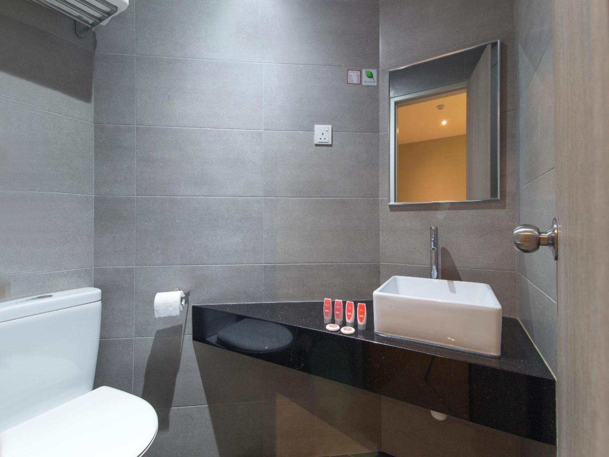 OYO 1191 Yootel Boutique Hotel Kajang Extérieur photo