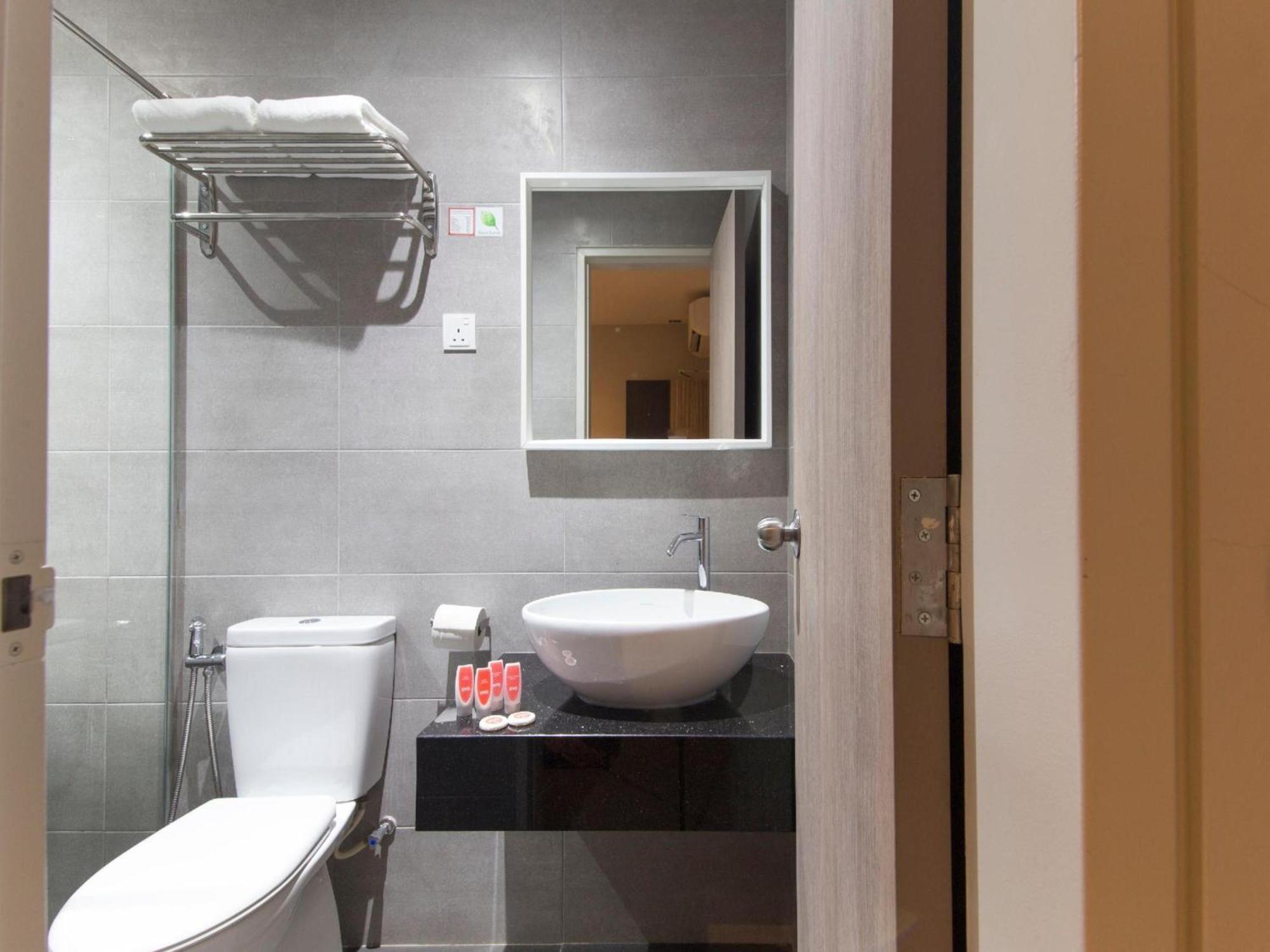 OYO 1191 Yootel Boutique Hotel Kajang Extérieur photo