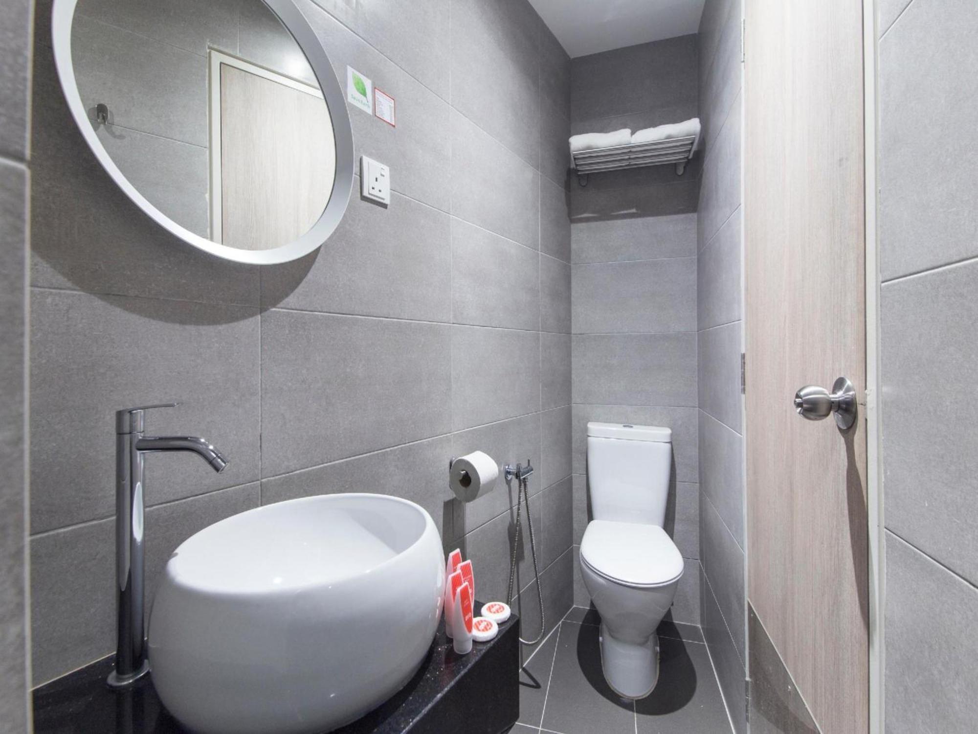 OYO 1191 Yootel Boutique Hotel Kajang Extérieur photo